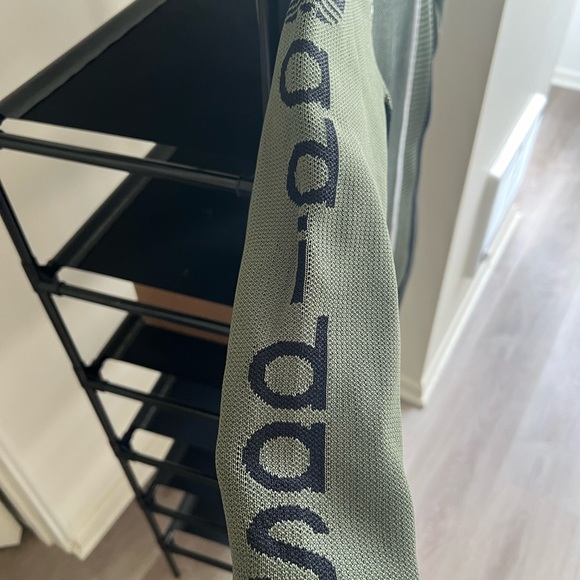 Never worn but took off the tag - Picture 3 of 5